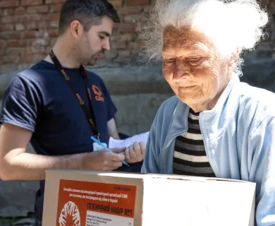 woman, care aid pack, care staff